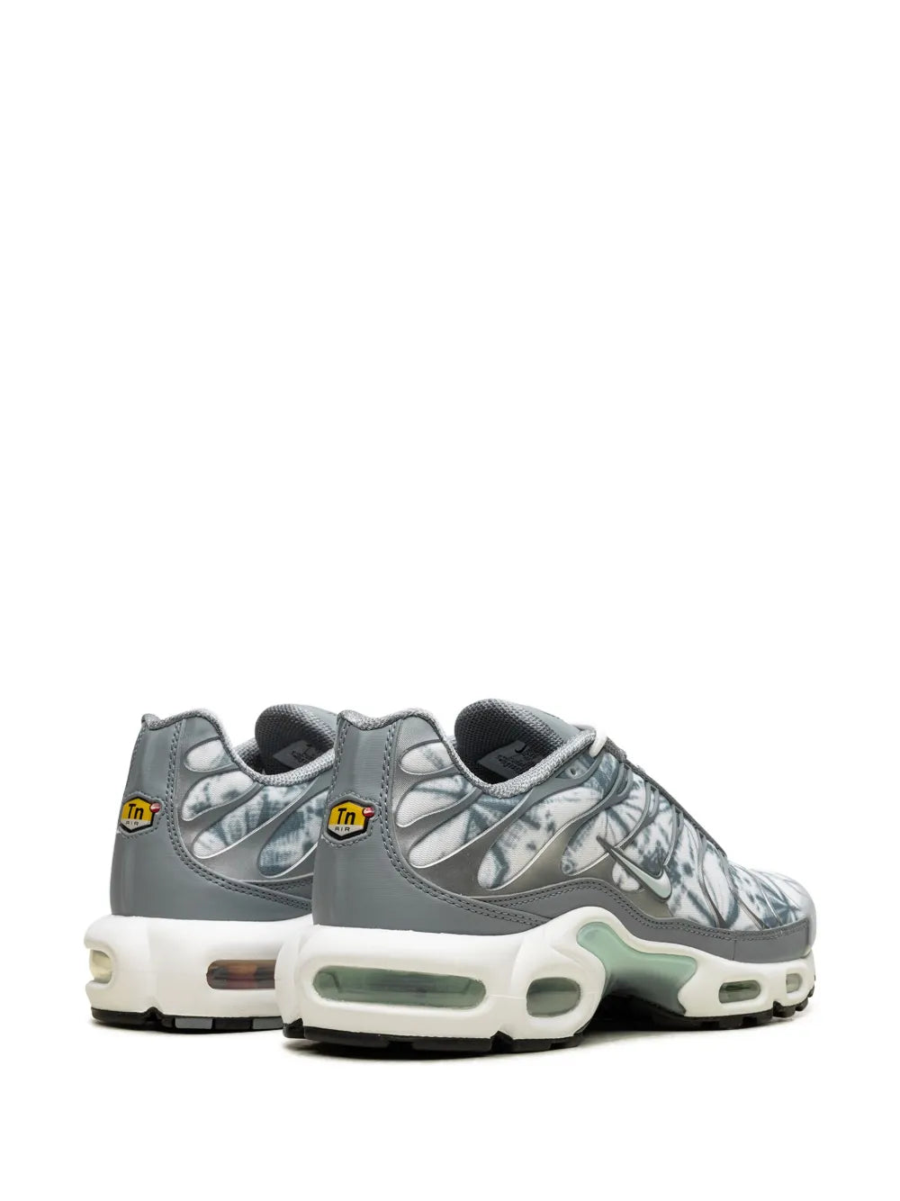 AIR MAX PLUS