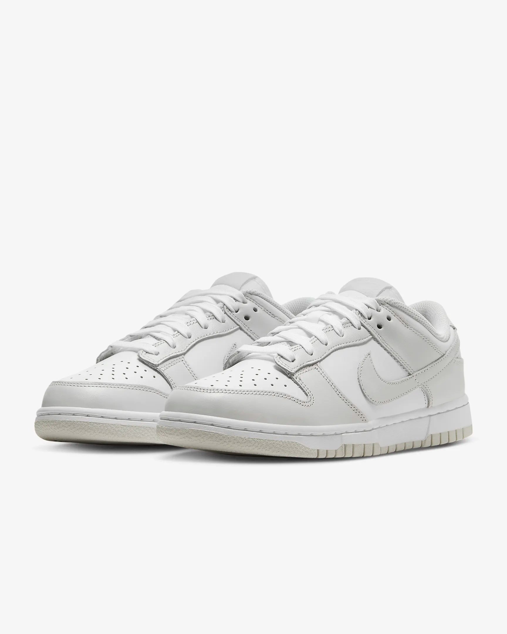Nike SB Dunk Low Grey