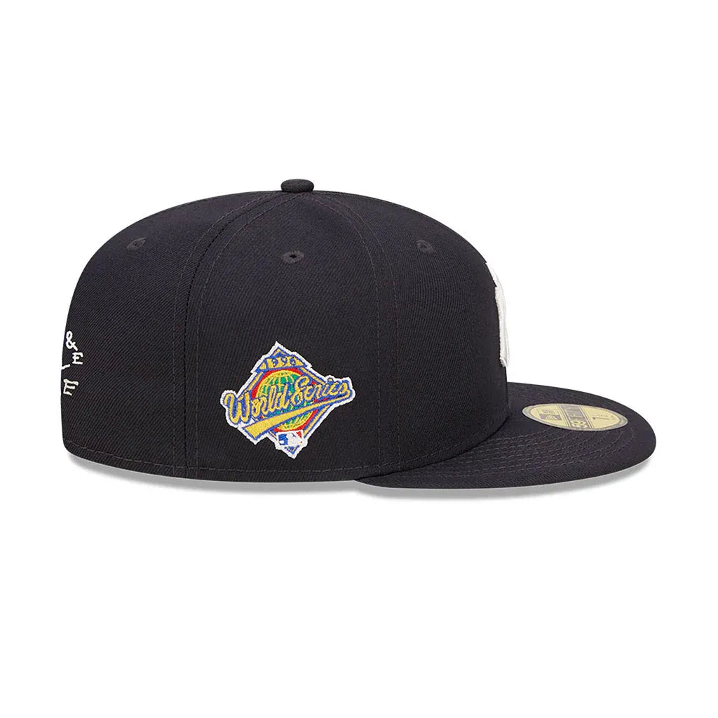 New York Yankees 59FIFTY Team Heart Navy Cap
